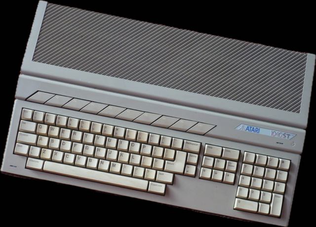 Atari 1040 STfm
